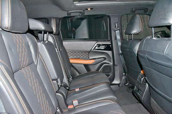 2023 Mitsubishi Outlander Exceed Tourer ZM
