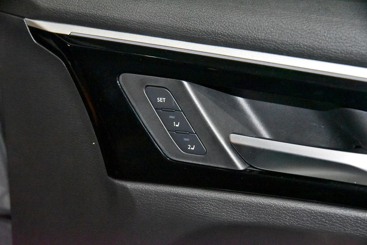 2023 Mitsubishi Outlander Exceed Tourer ZM