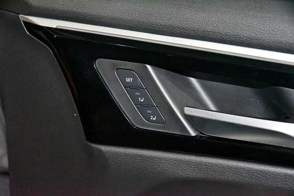 2023 Mitsubishi Outlander Exceed Tourer ZM