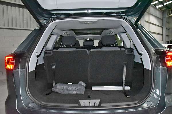 2025 Chery Tiggo 8 Super Hybrid Ultimate T31
