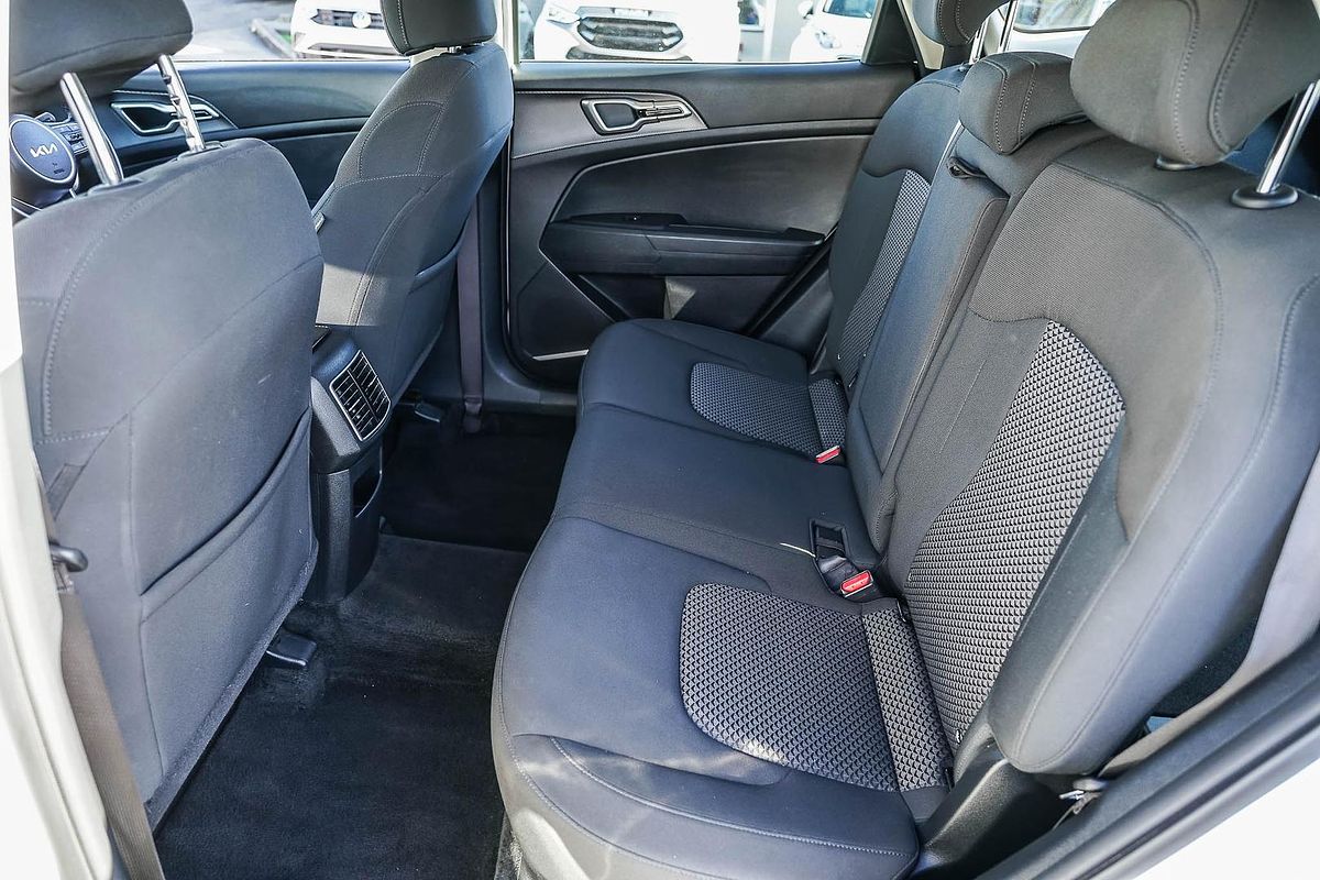 2023 Kia Sportage S NQ5