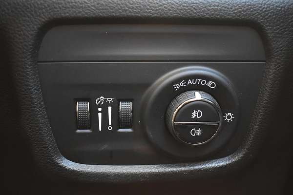 2023 Jeep Grand Cherokee Night Eagle WL