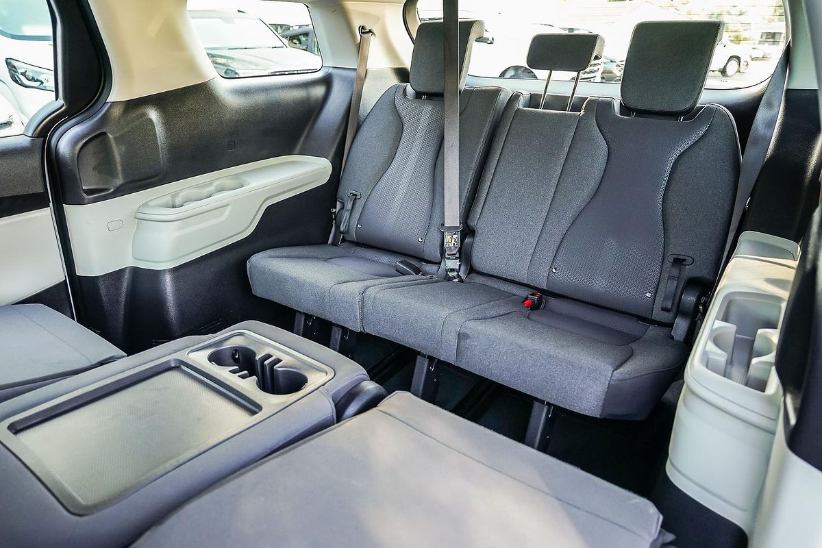2023 Kia Carnival S KA4