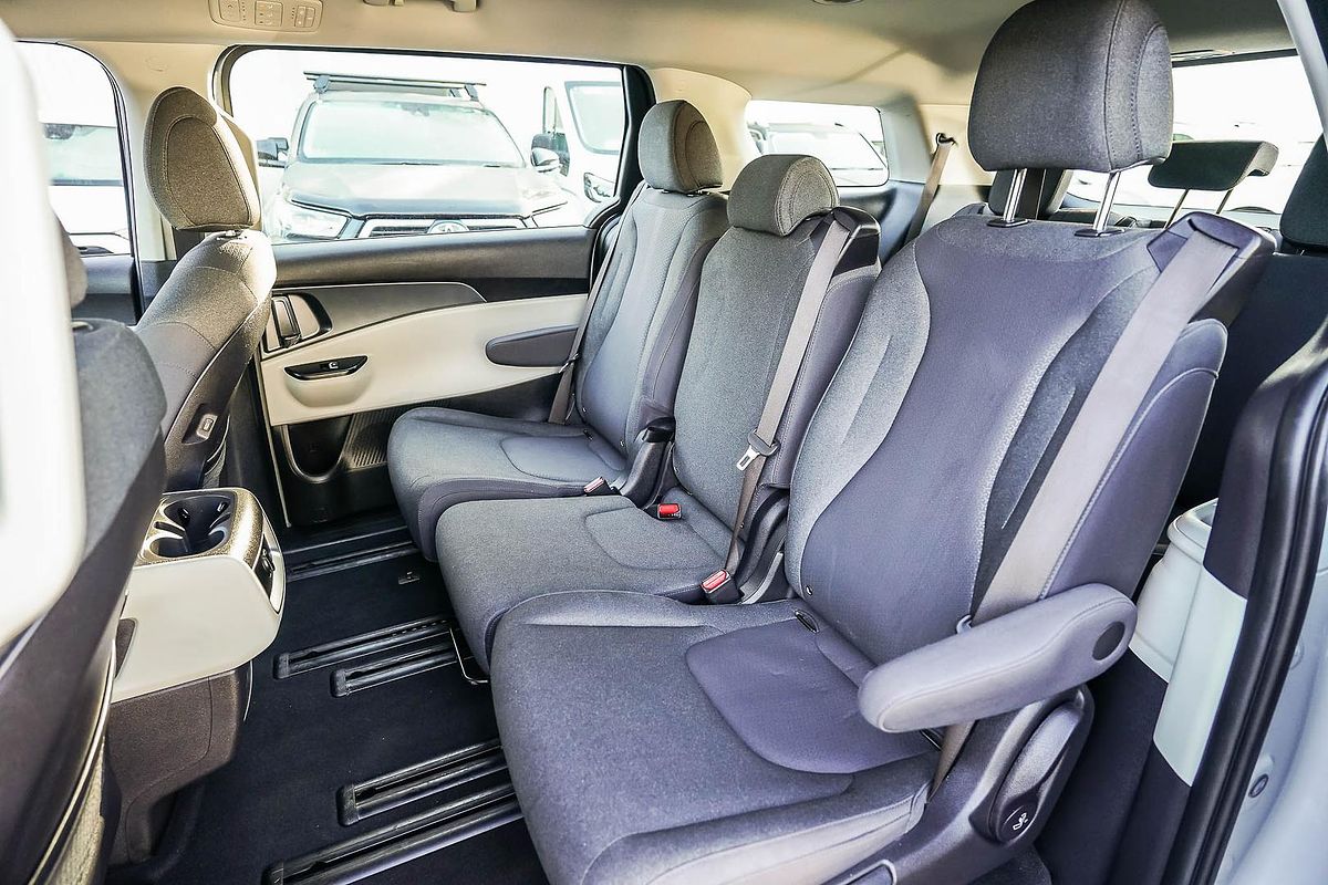 2023 Kia Carnival S KA4