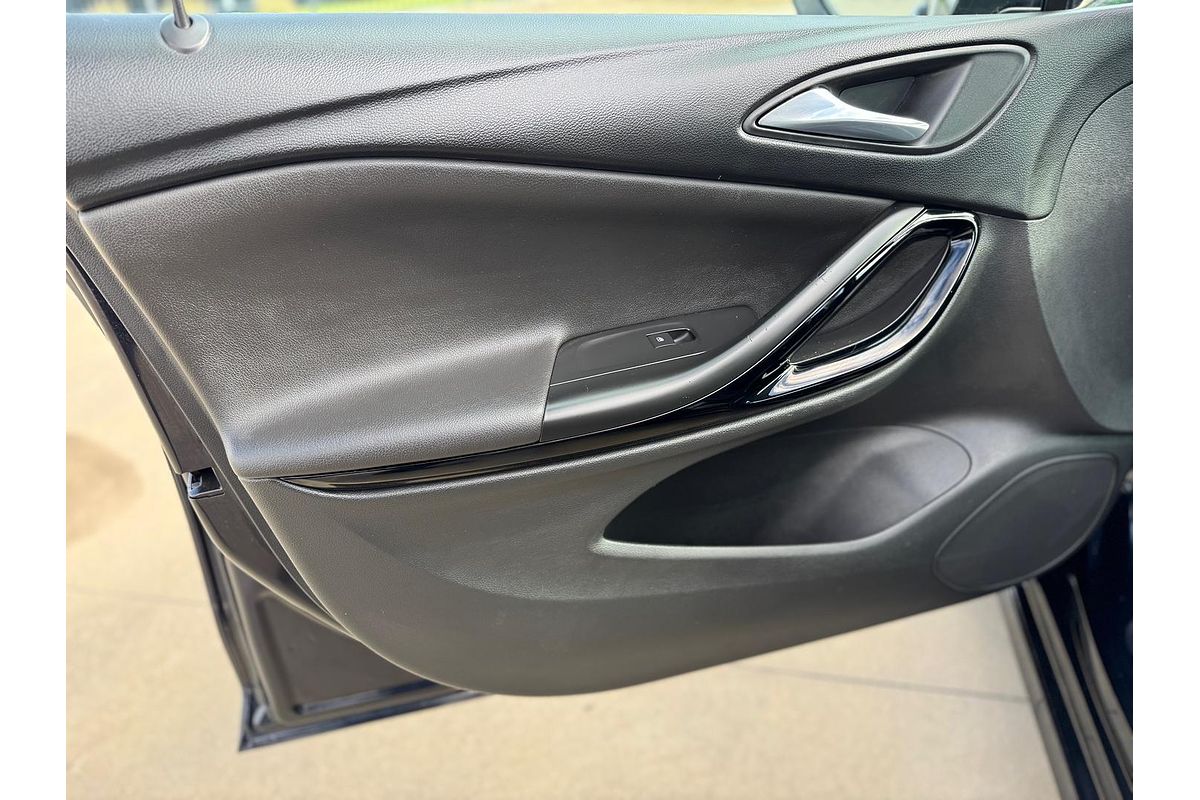 2018 Holden Astra RS-V BK