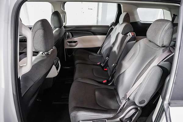 2022 Kia Carnival S KA4