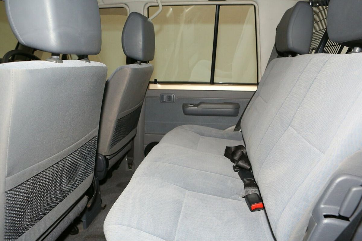 2017 Toyota Landcruiser GXL VDJ76R