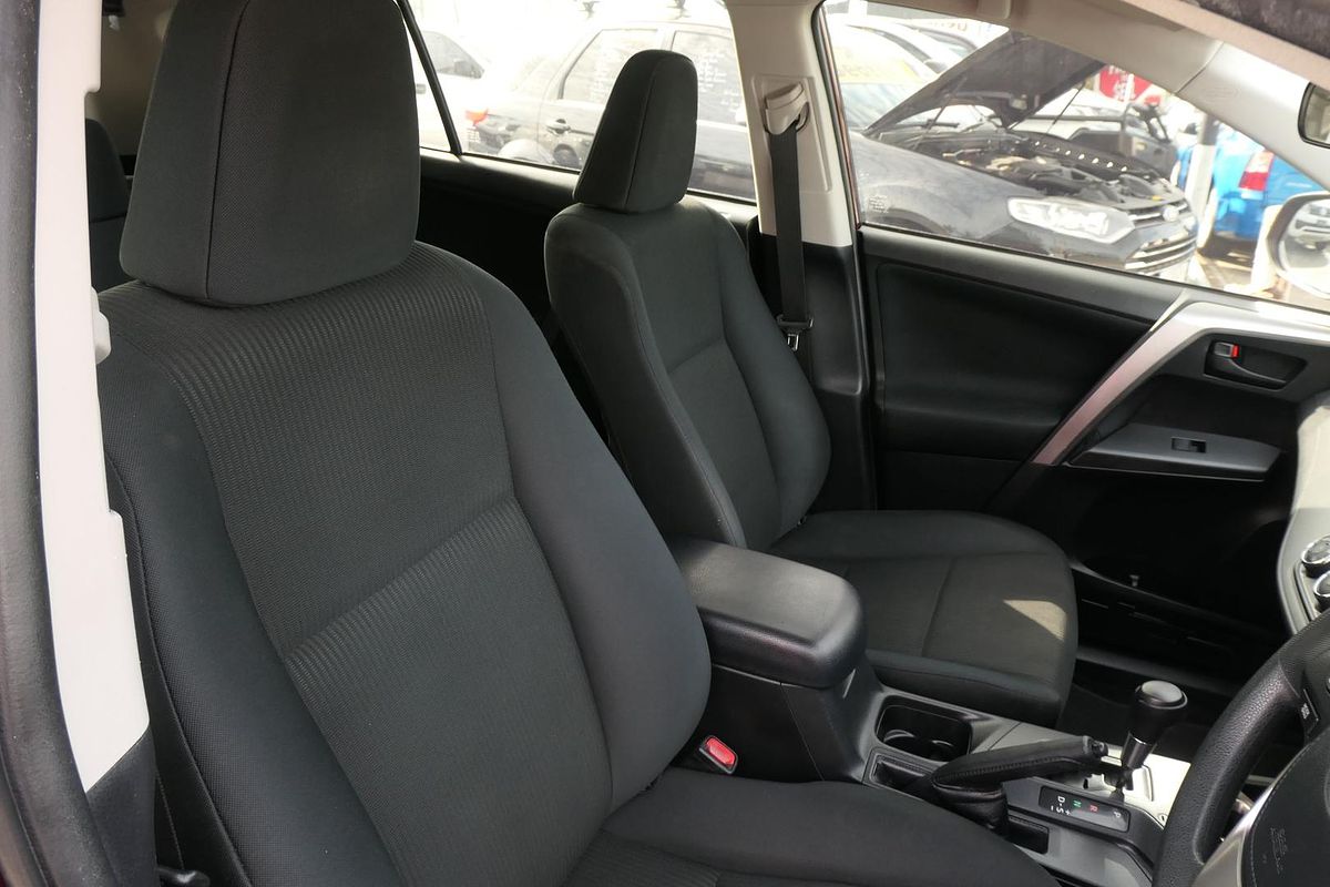 2016 Toyota RAV4 GX ASA44R