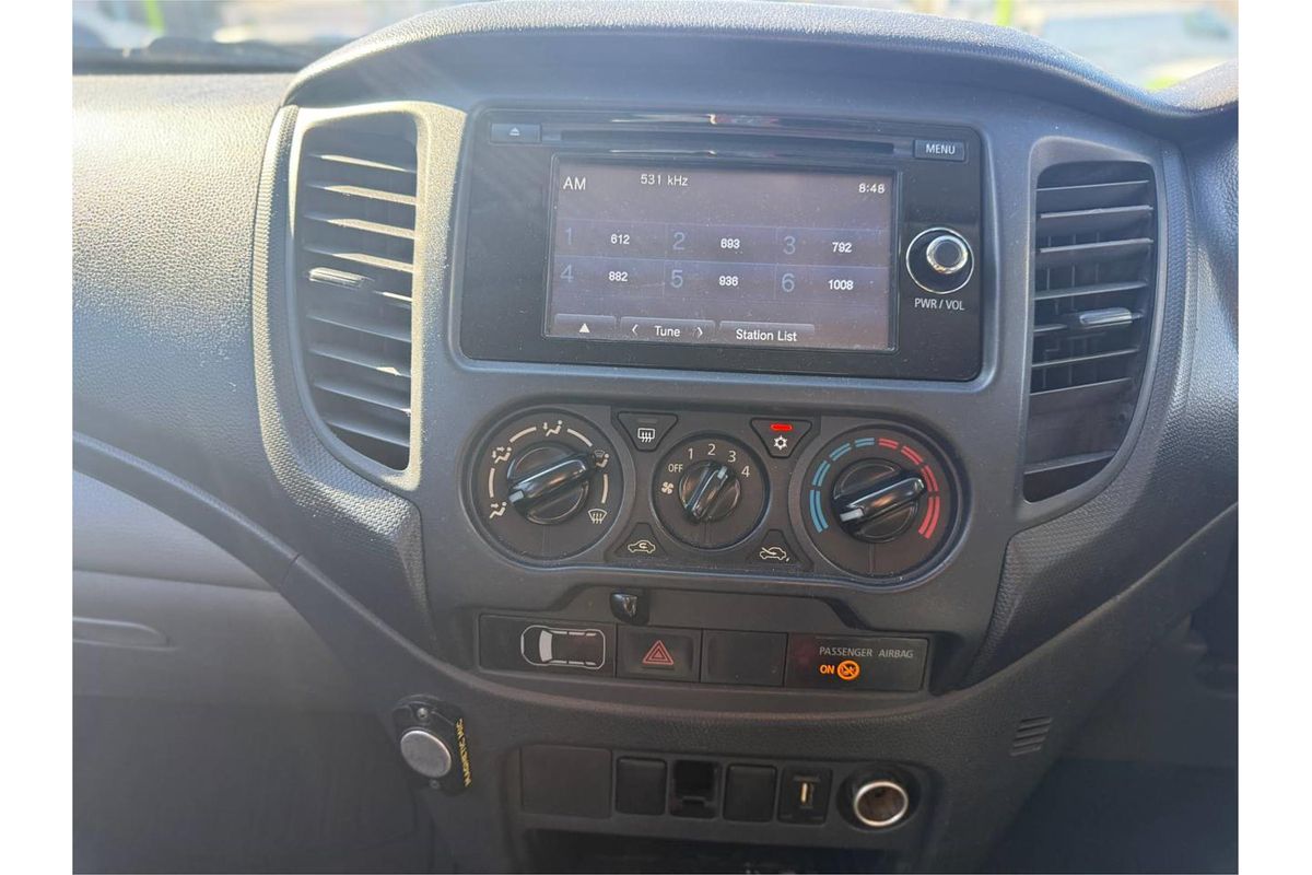2015 Mitsubishi Triton GLX MQ 4X4