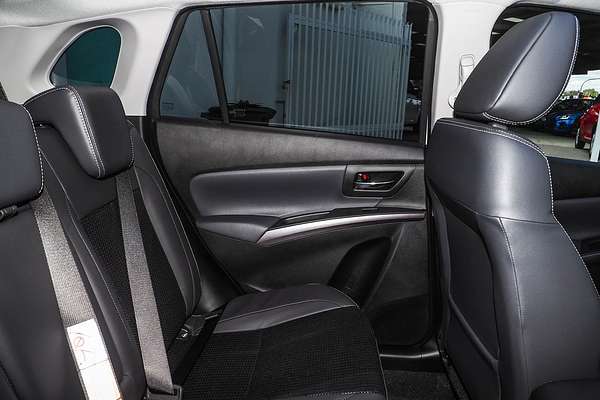 2024 Suzuki S-Cross ALLGRIP Prestige JYB