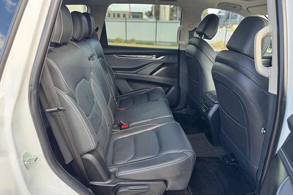 2022 LDV D90 Executive SV9A