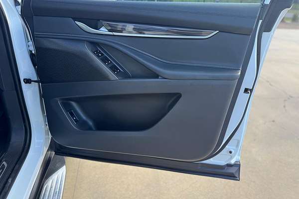 2022 LDV D90 Executive SV9A