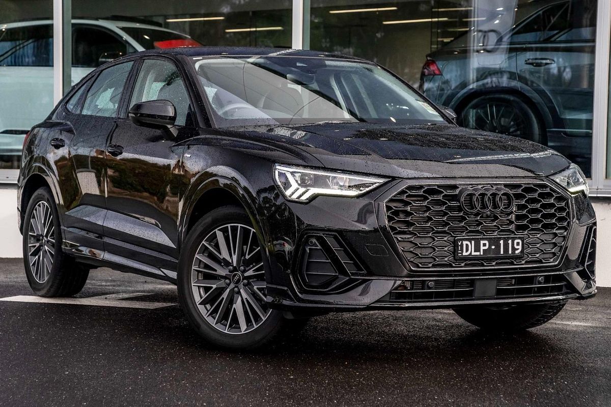 2025 Audi Q3 35 TFSI S line F3