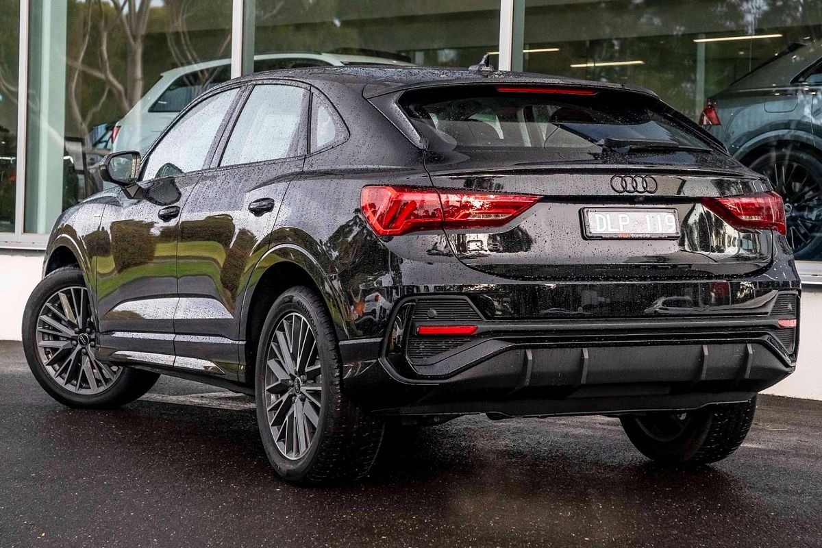 2025 Audi Q3 35 TFSI S line F3