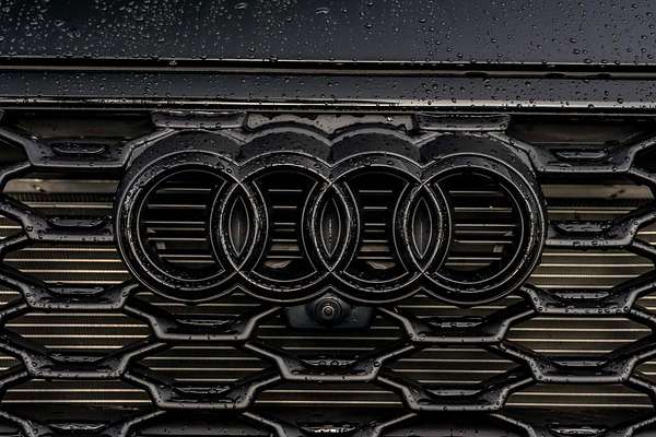 2025 Audi Q3 35 TFSI S line F3
