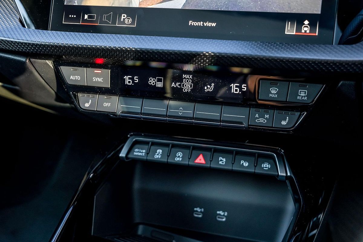 2025 Audi RS3  GY