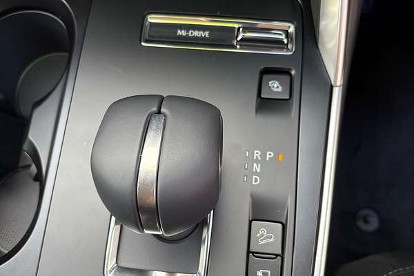 2025 Mazda CX-60 P50e Pure KH Series