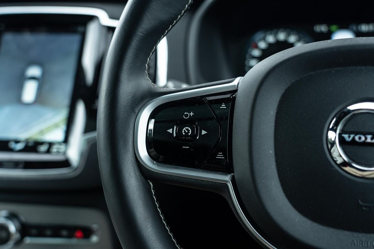 2021 Volvo XC90 Recharge Plug-In Hybrid