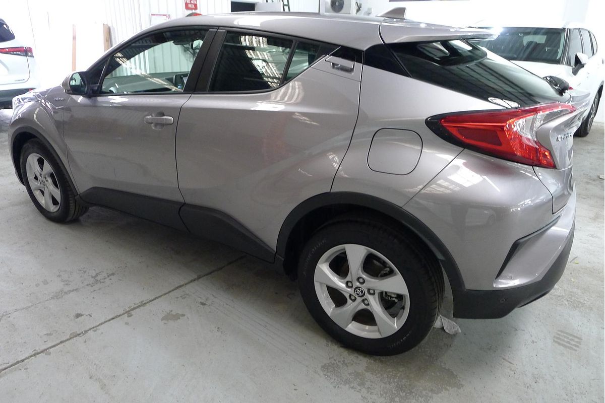 2017 Toyota C-HR NGX10R