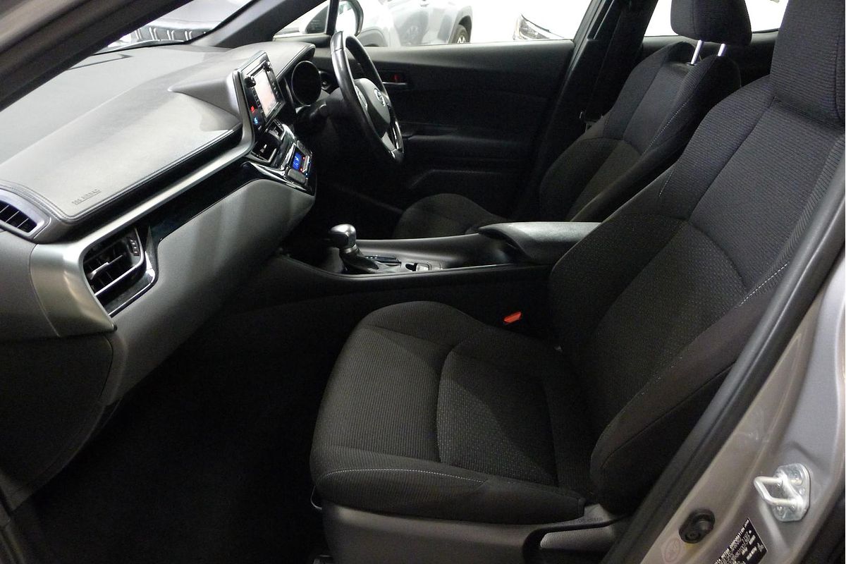 2017 Toyota C-HR NGX10R