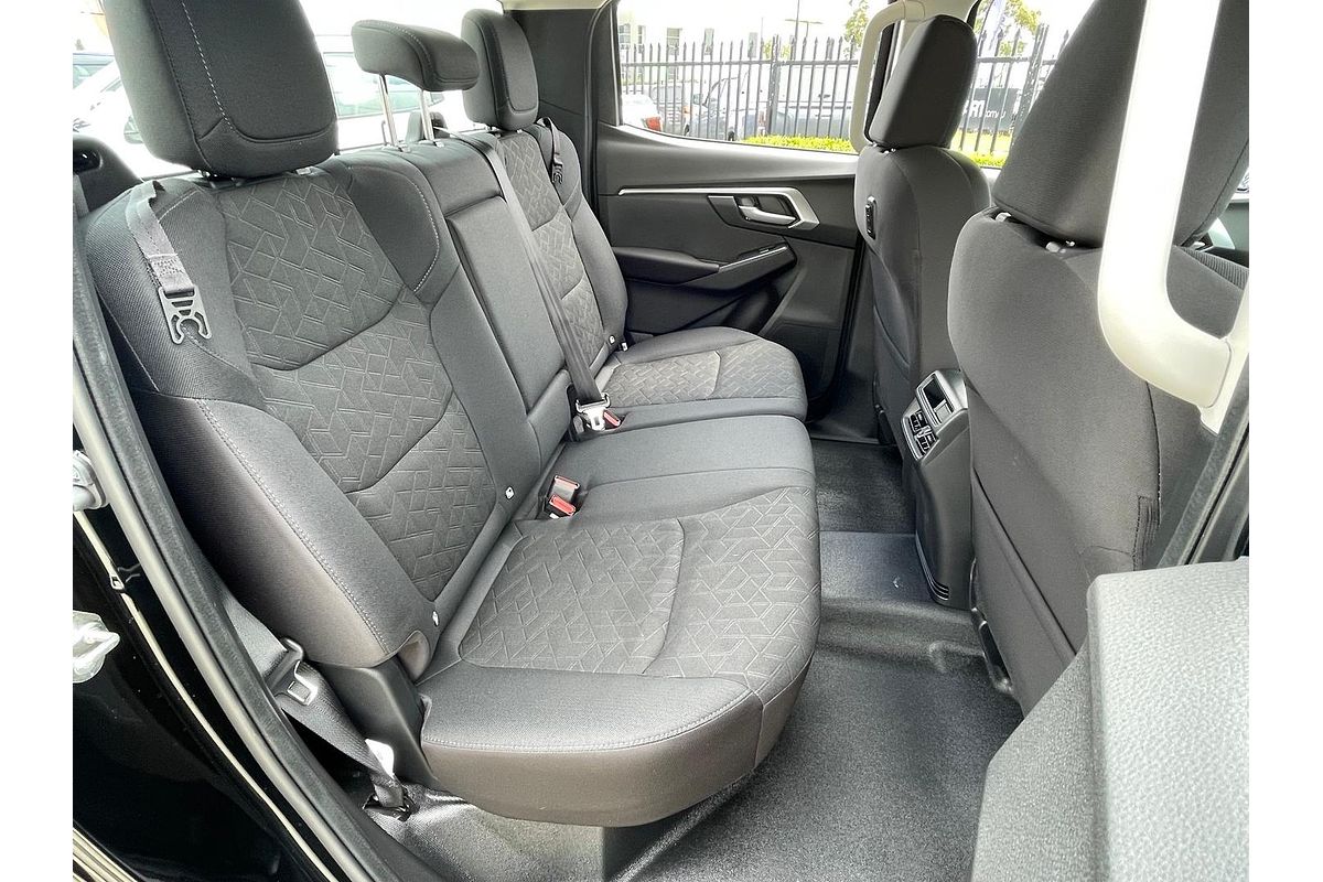 2025 Isuzu D-MAX LS-M 4X4