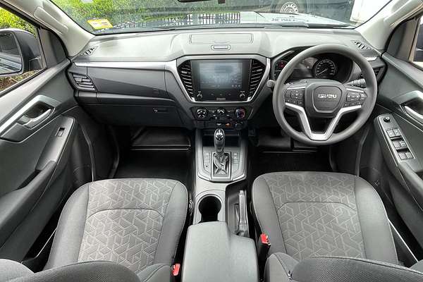 2025 Isuzu D-MAX LS-M 4X4