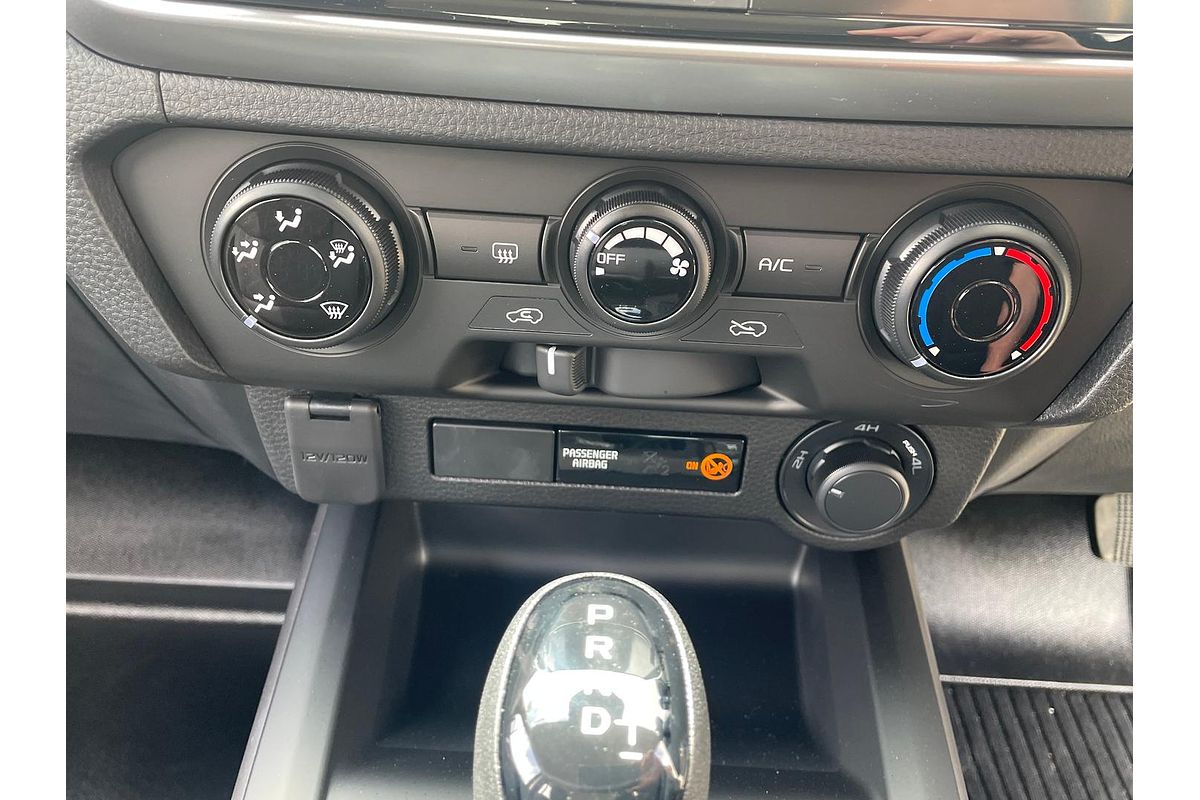 2025 Isuzu D-MAX LS-M 4X4