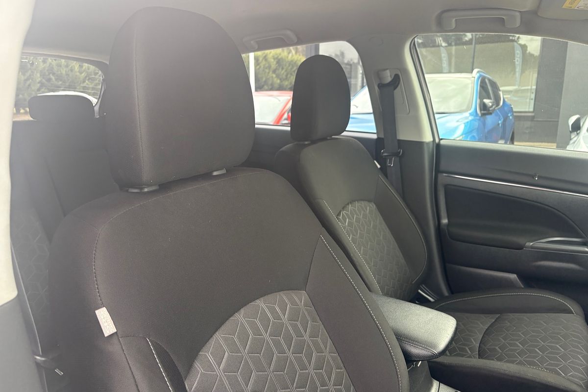 2020 Mitsubishi ASX ES XD