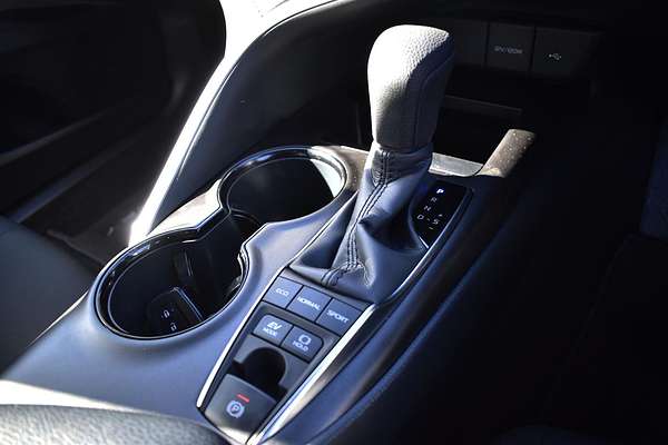 2024 Toyota Camry Ascent AXVH70R