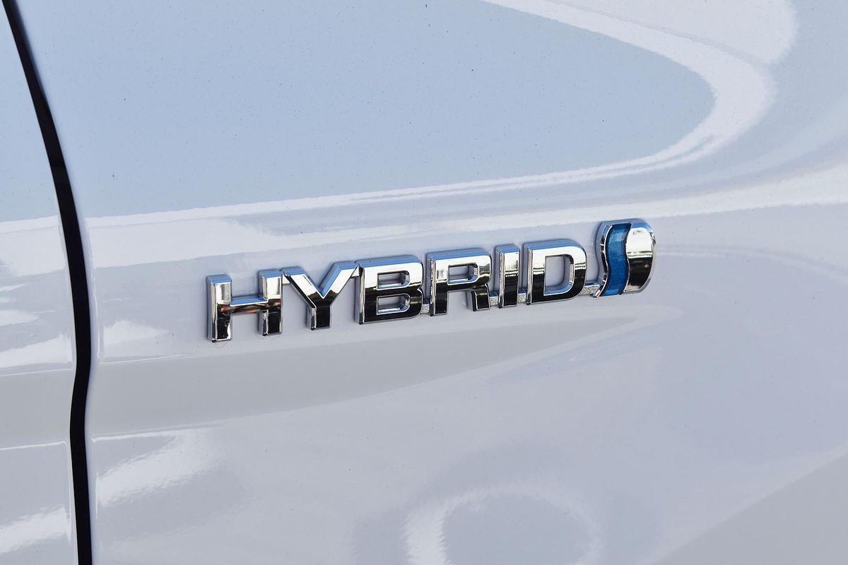 2024 Toyota Camry Ascent AXVH70R
