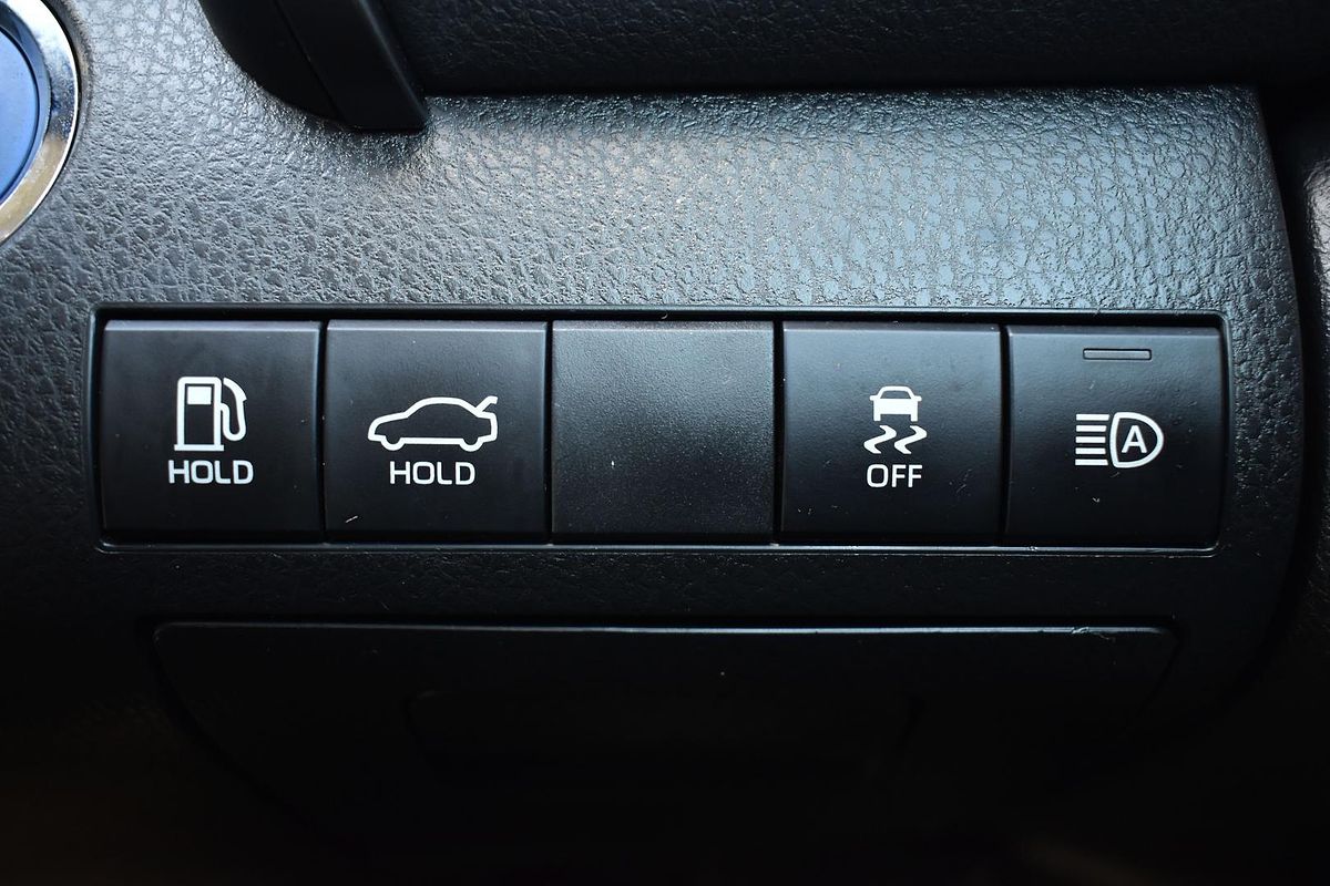 2024 Toyota Camry Ascent AXVH70R