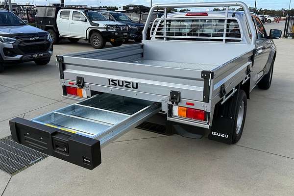 2025 Isuzu D-MAX SX 4X4