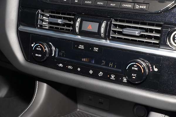 2024 Nissan Pathfinder ST-L R53