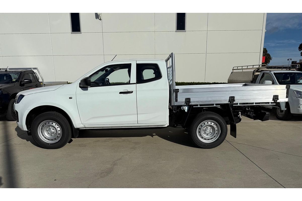2025 Isuzu D-MAX SX High Ride Rear Wheel Drive