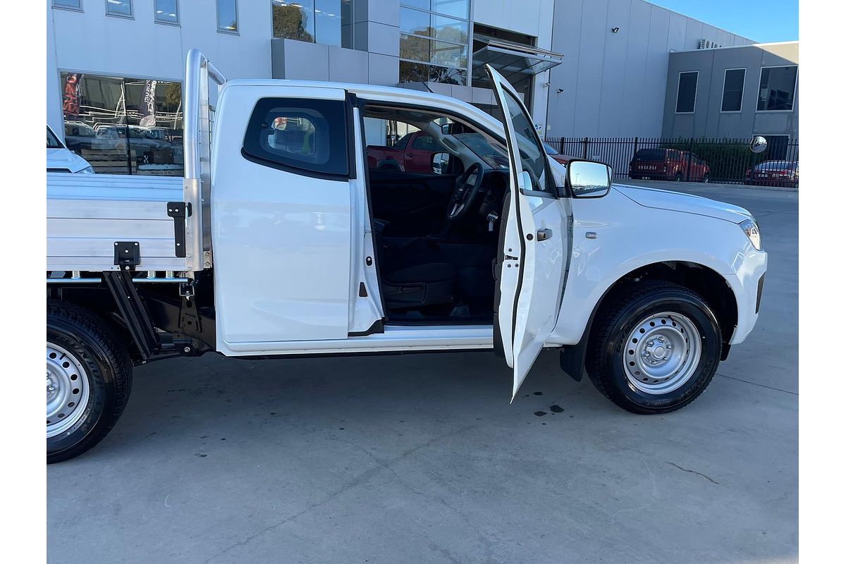 2025 Isuzu D-MAX SX High Ride Rear Wheel Drive
