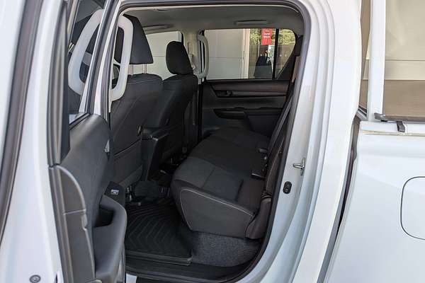 2024 Toyota Hilux SR GUN126R 4X4