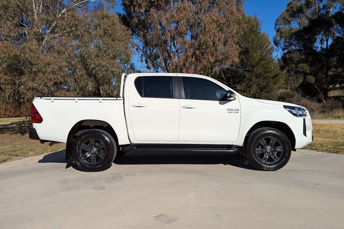 2024 Toyota Hilux SR GUN126R 4X4