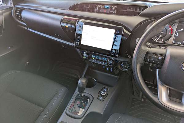 2024 Toyota Hilux SR GUN126R 4X4