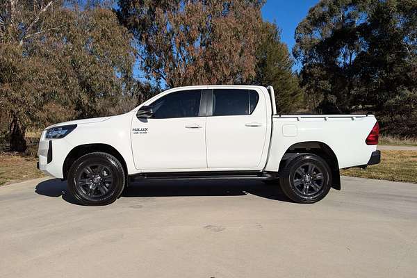 2024 Toyota Hilux SR GUN126R 4X4