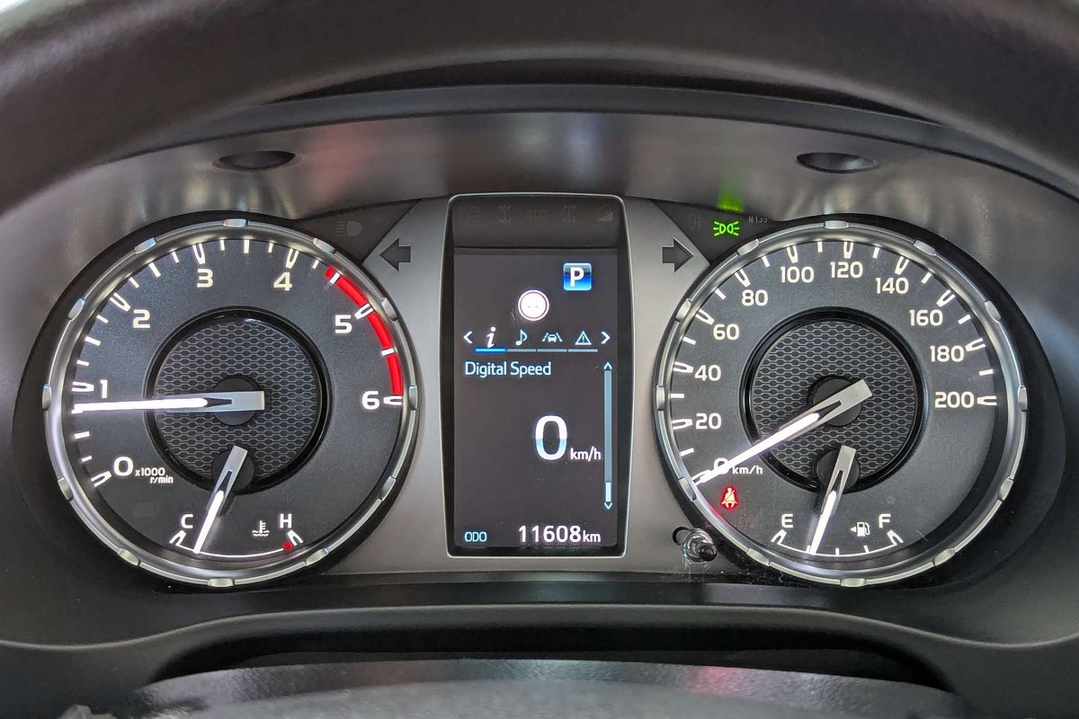 2024 Toyota Hilux SR GUN126R 4X4