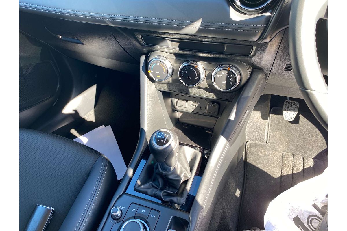 2022 Mazda CX-3 sTouring DK