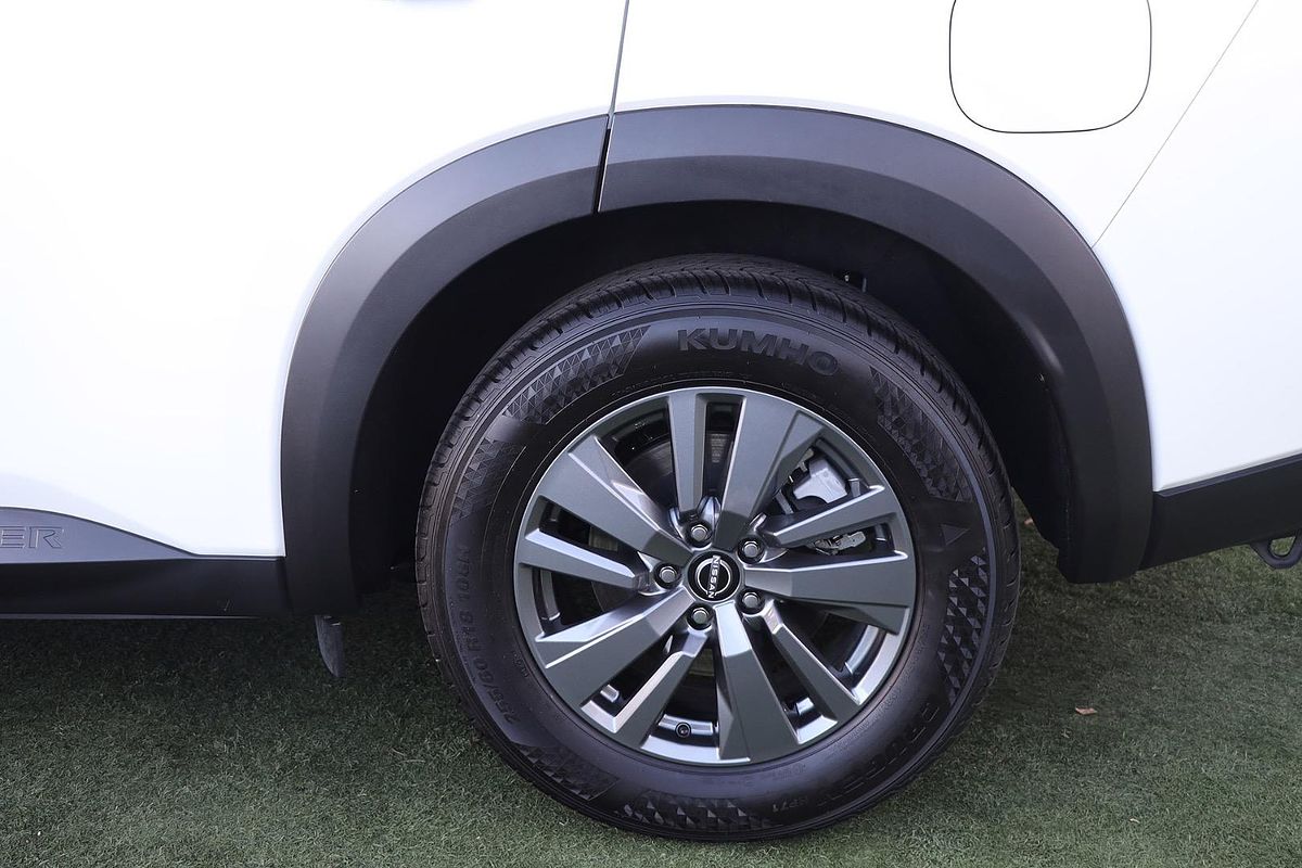 2024 Nissan Pathfinder ST-L R53