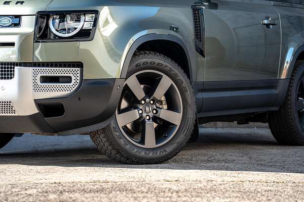 2023 Land Rover Defender 90 P300 S L663