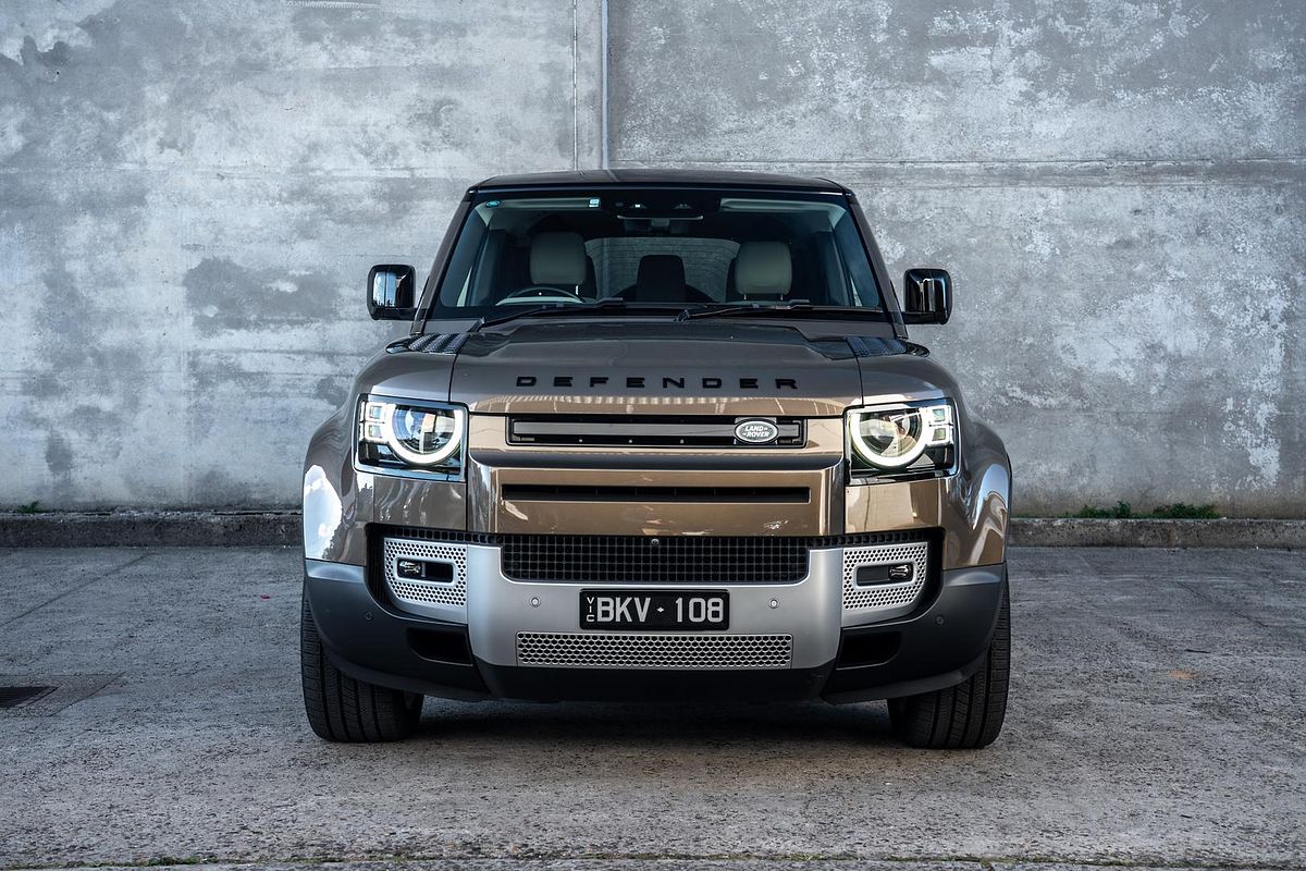 2020 Land Rover Defender 110 D240 First Edition L663