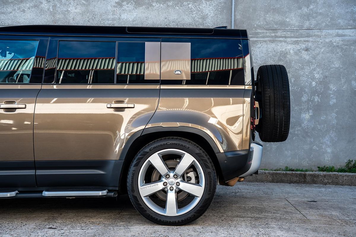 2020 Land Rover Defender 110 D240 First Edition L663