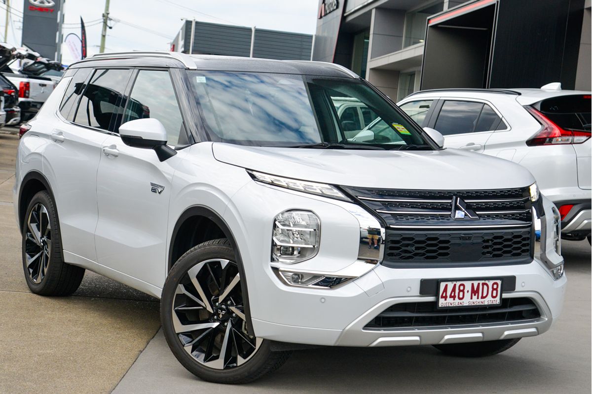 2024 Mitsubishi Outlander PHEV Exceed Tourer ZM
