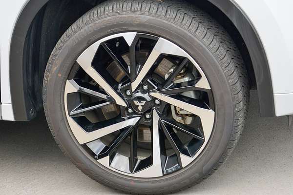 2024 Mitsubishi Outlander PHEV Exceed Tourer ZM