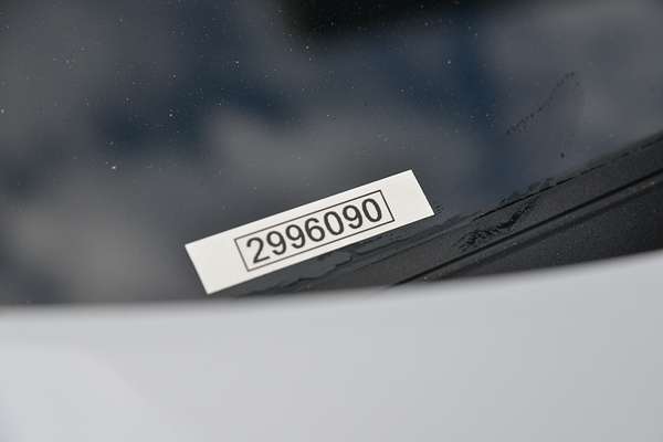 2024 Mitsubishi Outlander PHEV Exceed Tourer ZM