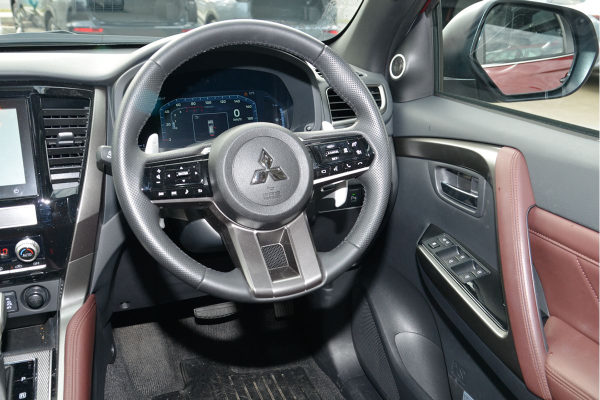 2024 Mitsubishi Pajero Sport GSR QG