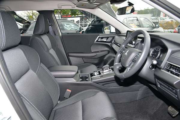 2024 Mitsubishi Outlander ES ZM